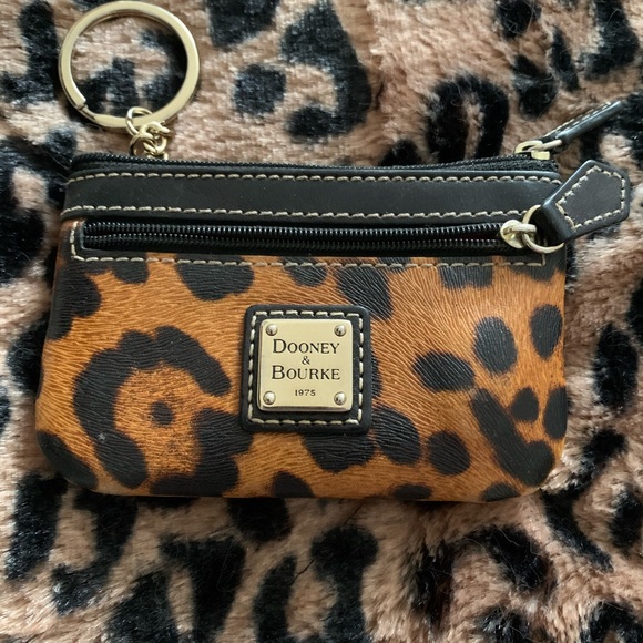 Dooney & Bourke Accessories - Dooney & Bourke
Key ring coin purse 👛